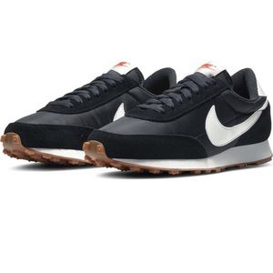 Nike Daybreak